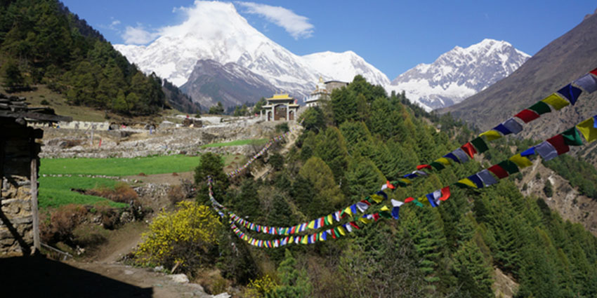 Trek from Deng to Namrung